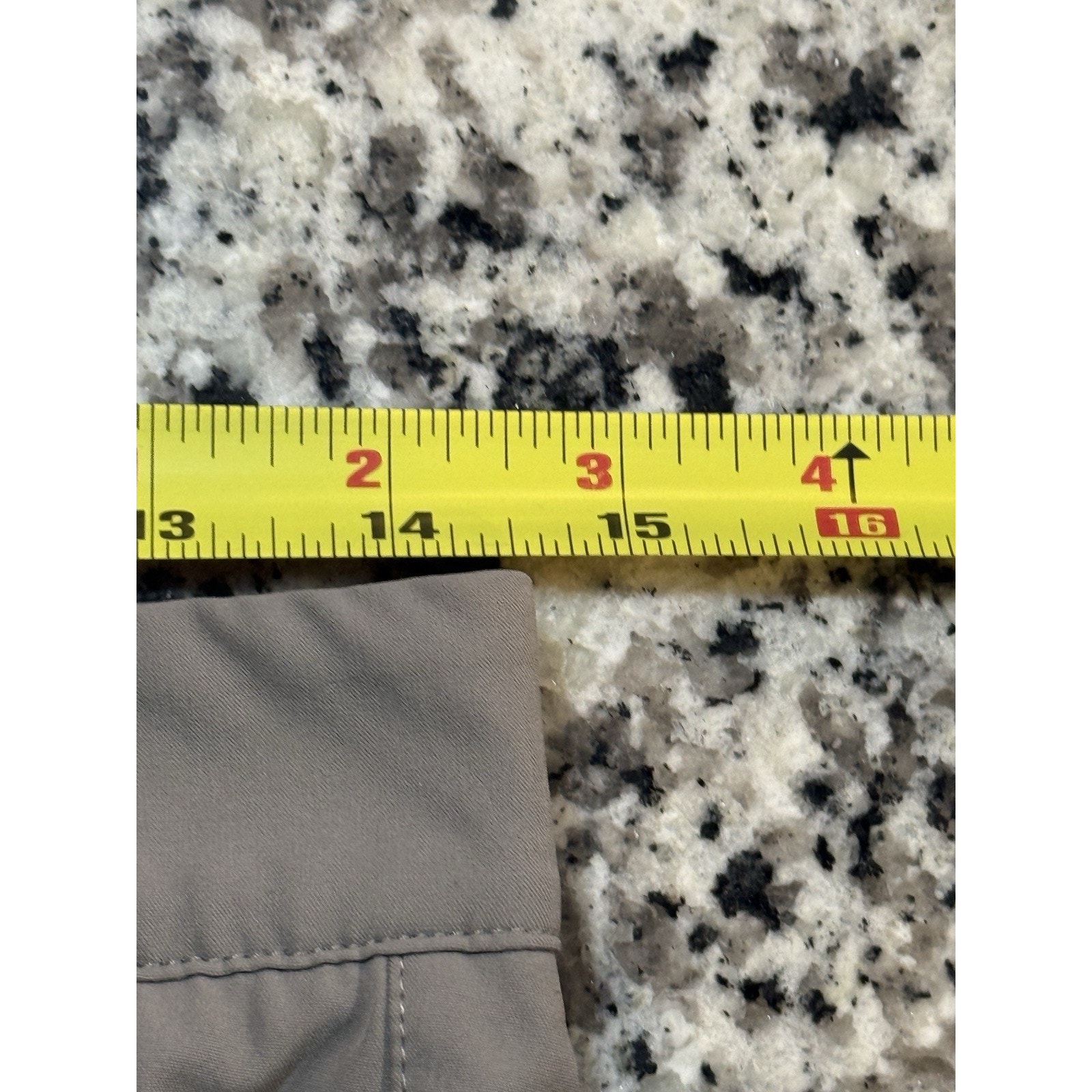 Macade Golf Men's Gray Four-Way Stretch Pants Size 30 Long Slim Fit Euc Jogger — image 5 of 8
